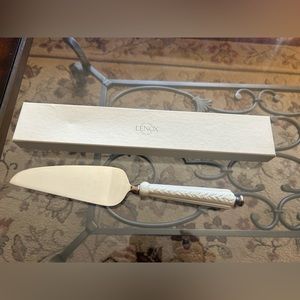 Lenox Wedding Promises  Cake server and knife